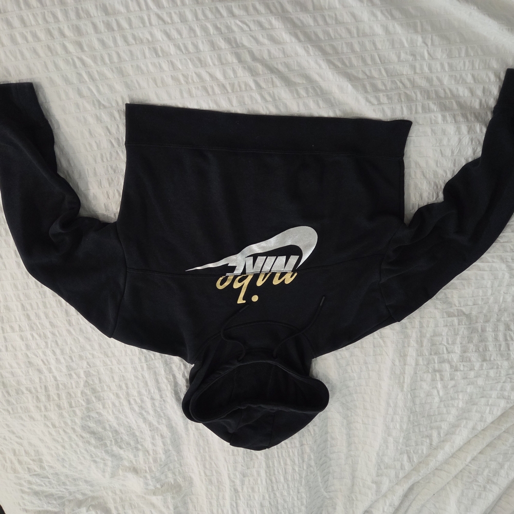 Nike Women's Black Hoodie - Picture 5 of 5